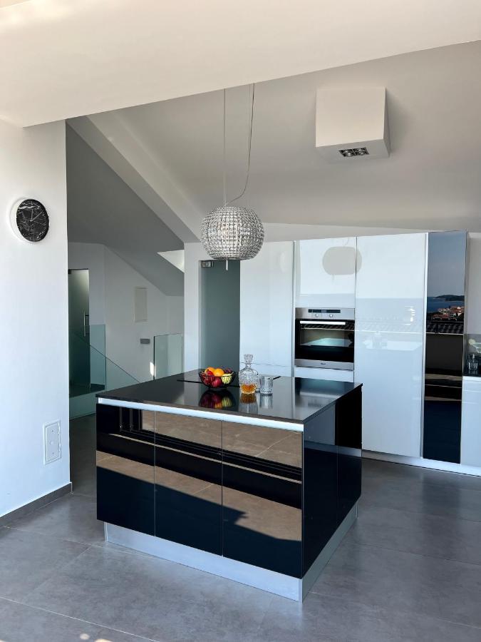 프리모스턴 Luxury Laurus Penthouse With Awesome Sea View 아파트 외부 사진