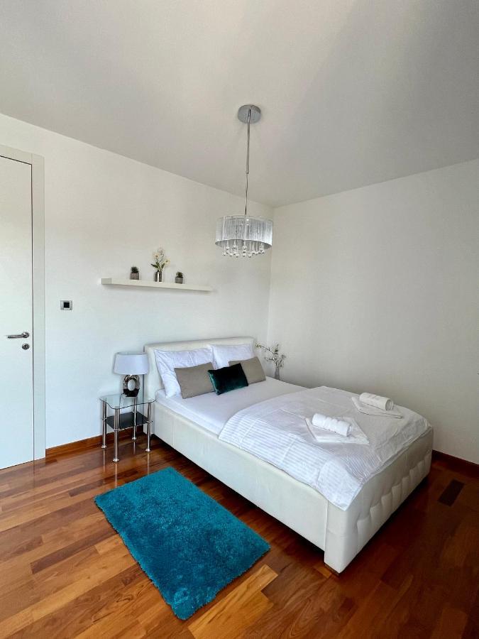 프리모스턴 Luxury Laurus Penthouse With Awesome Sea View 아파트 외부 사진