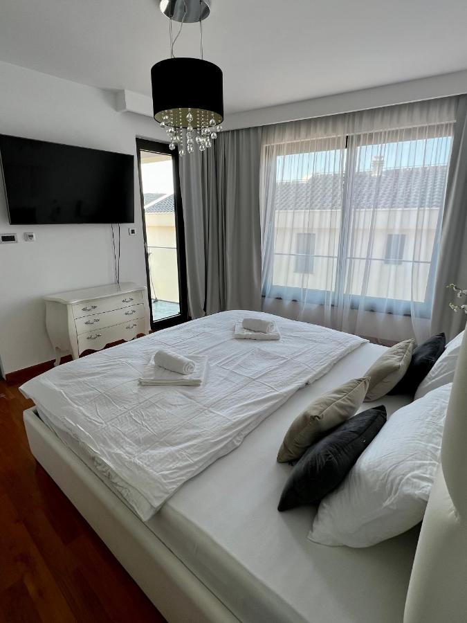 프리모스턴 Luxury Laurus Penthouse With Awesome Sea View 아파트 외부 사진